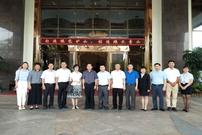 省市区总工会联合调研，肯定客天下的工会成绩